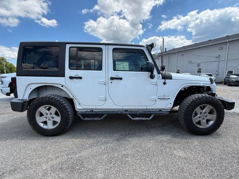 Used 2017 Jeep Wrangler Unlimited Sport w/ Quick Order Package 24S AWD/4WD image 7