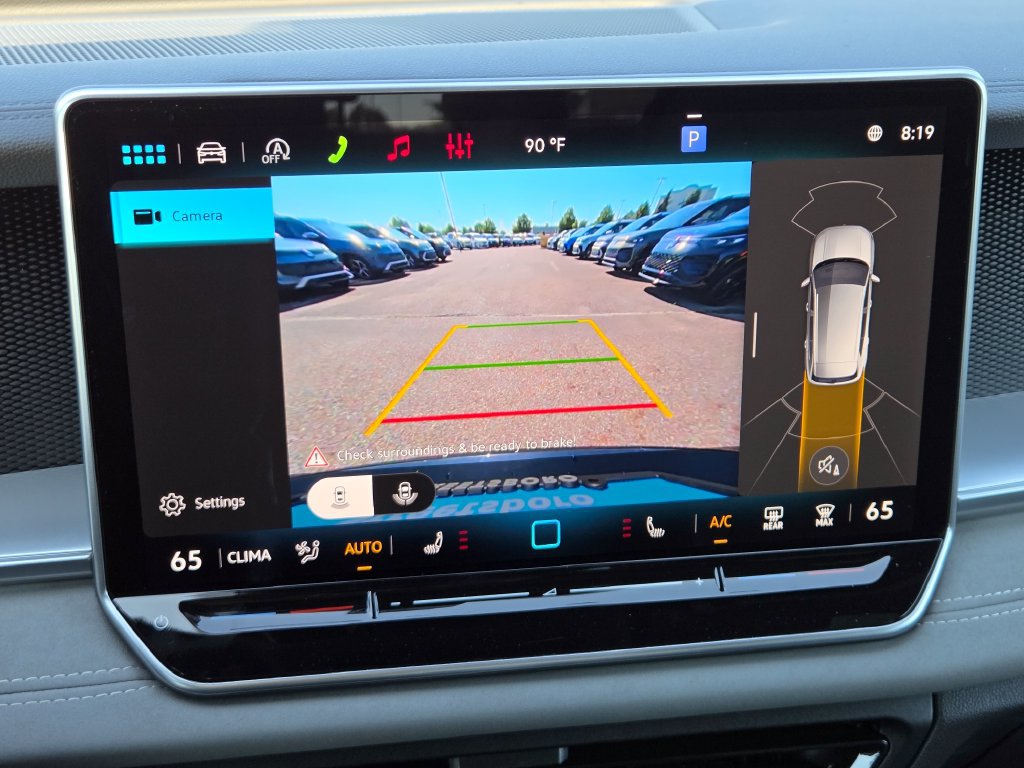 New 2026 Volkswagen Tiguan SE R-Line AWD/4WD image 8