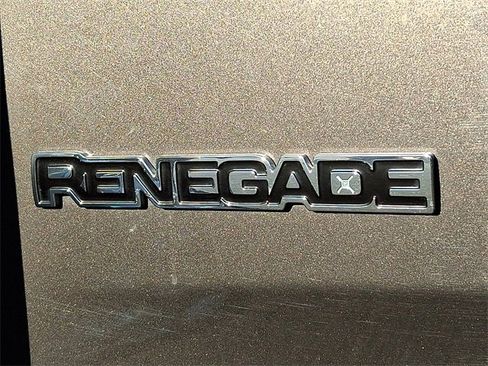 Used 2021 Jeep Renegade Limited image 30