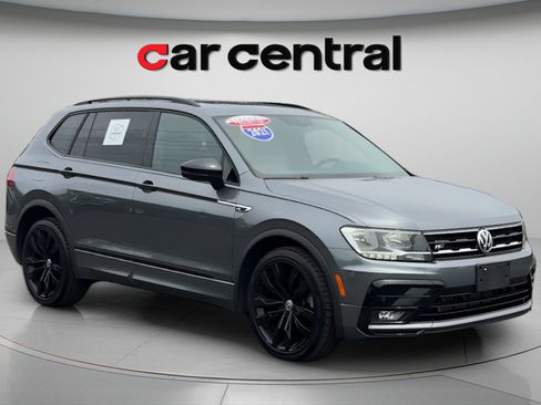 Used 2021 Volkswagen Tiguan SE R-Line AWD/4WD image 3