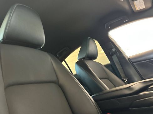 Used 2025 Lexus IS 300 RWD image 13