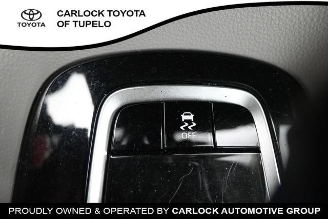 Used 2026 Toyota Corolla LE FWD image 31