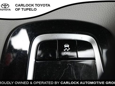 Used 2026 Toyota Corolla LE FWD image 31