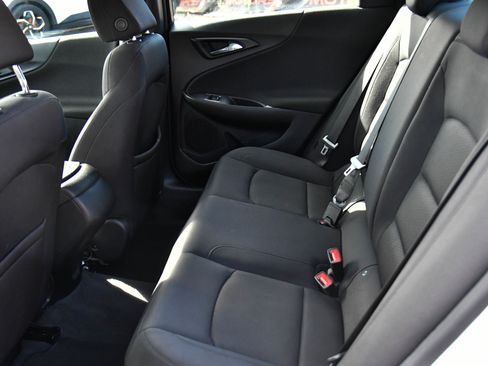 Used 2020 Chevrolet Malibu LS w/ Driver Confidence Package II FWD image 32
