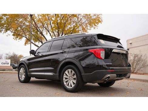 Used 2020 Ford Explorer Limited w/ Class III Trailer Tow Package image 3