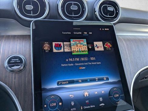 Used 2026 Mercedes-Benz GLC 300 image 11