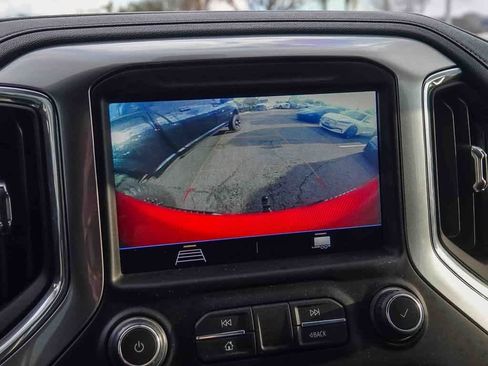 Used 2021 Chevrolet Silverado 1500 LT image 22