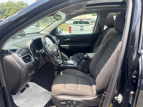 Used 2018 Chevrolet Equinox LT w/ Sun & Infotainment Package AWD/4WD image 19