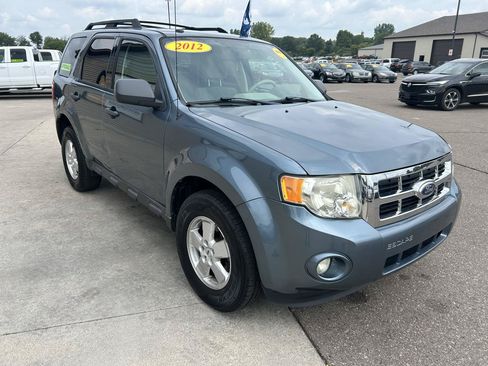 Used 2012 Ford Escape XLT AWD/4WD image 3