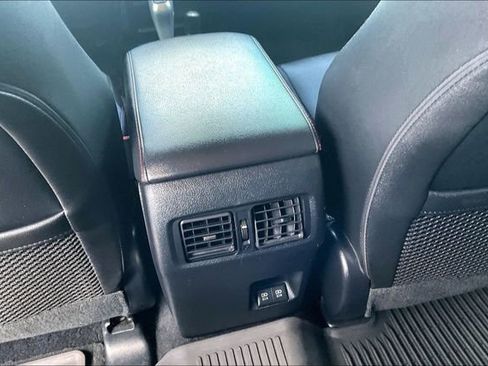 Used 2022 Toyota 4Runner TRD Off-Road Premium w/ TRD Black Wheel Package (TMS) AWD/4WD image 31