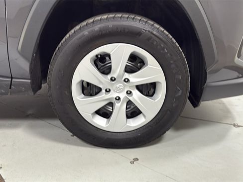 Certified 2024 Toyota RAV4 LE image 21