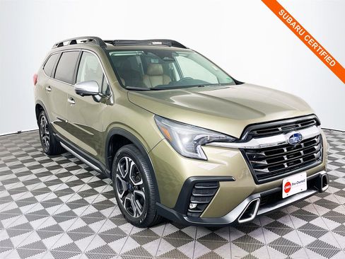 Used 2023 Subaru Ascent Touring image 1