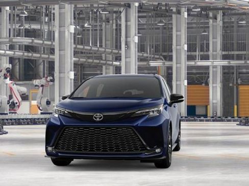 New 2026 Toyota Sienna XSE AWD/4WD image 18