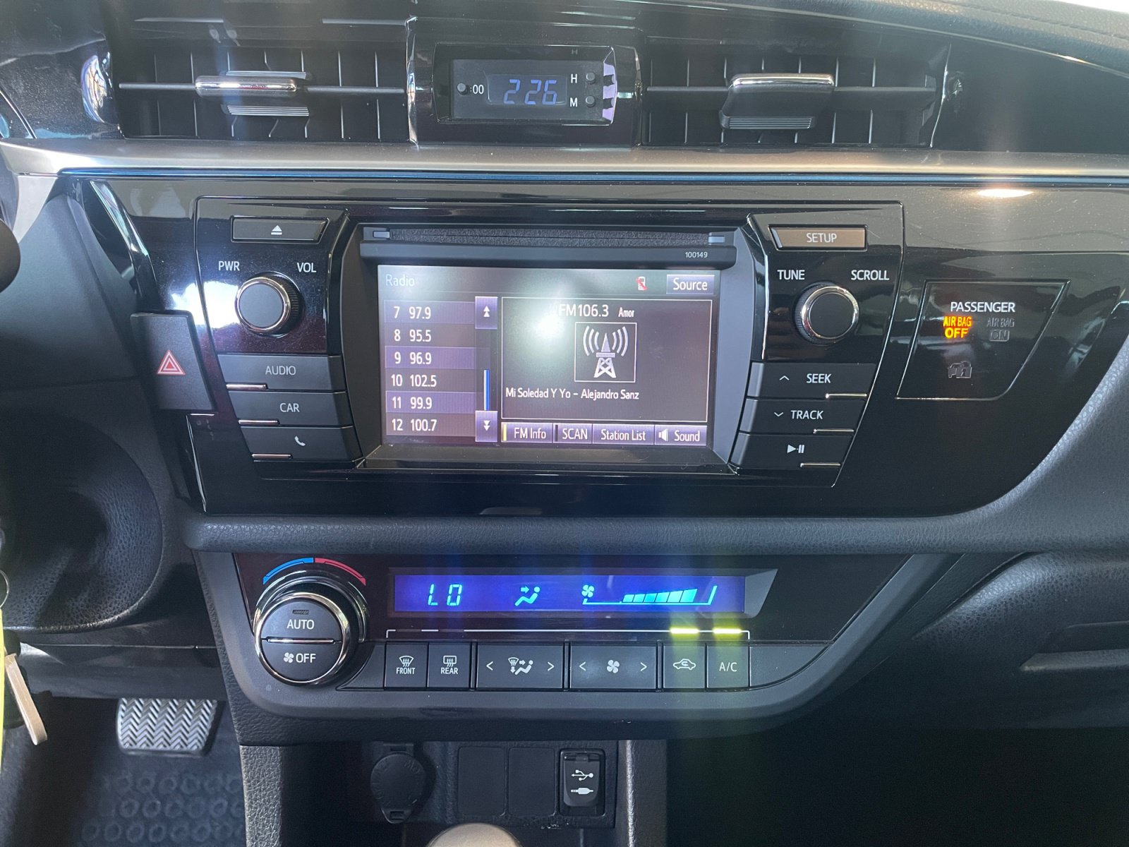 Used 2014 Toyota Corolla S FWD image 12