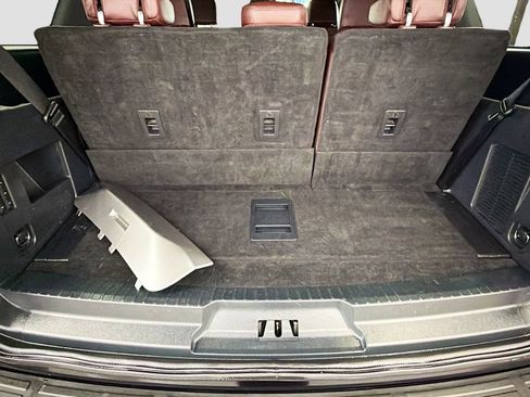 Used 2024 Ford Expedition Limited AWD/4WD image 27