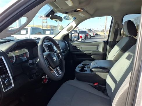 Used 2024 RAM 1500 Classic SLT image 7