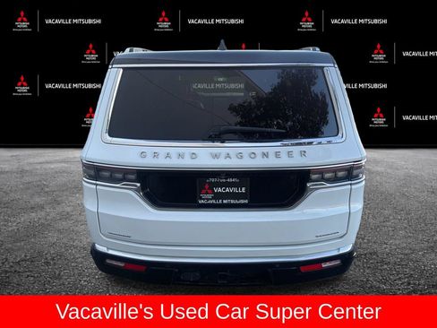Used 2023 Jeep Grand Wagoneer Series II AWD/4WD image 4