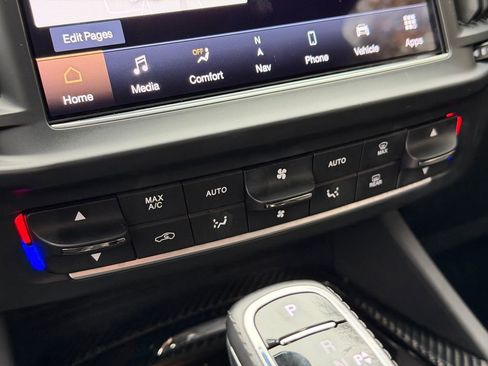 Certified 2024 Maserati Levante Modena Ultima image 22