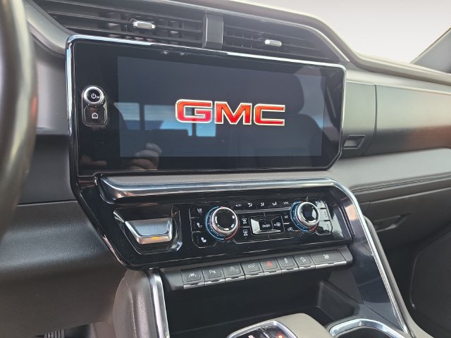 Used 2024 GMC Sierra 1500 Denali w/ Technology Package AWD/4WD image 14