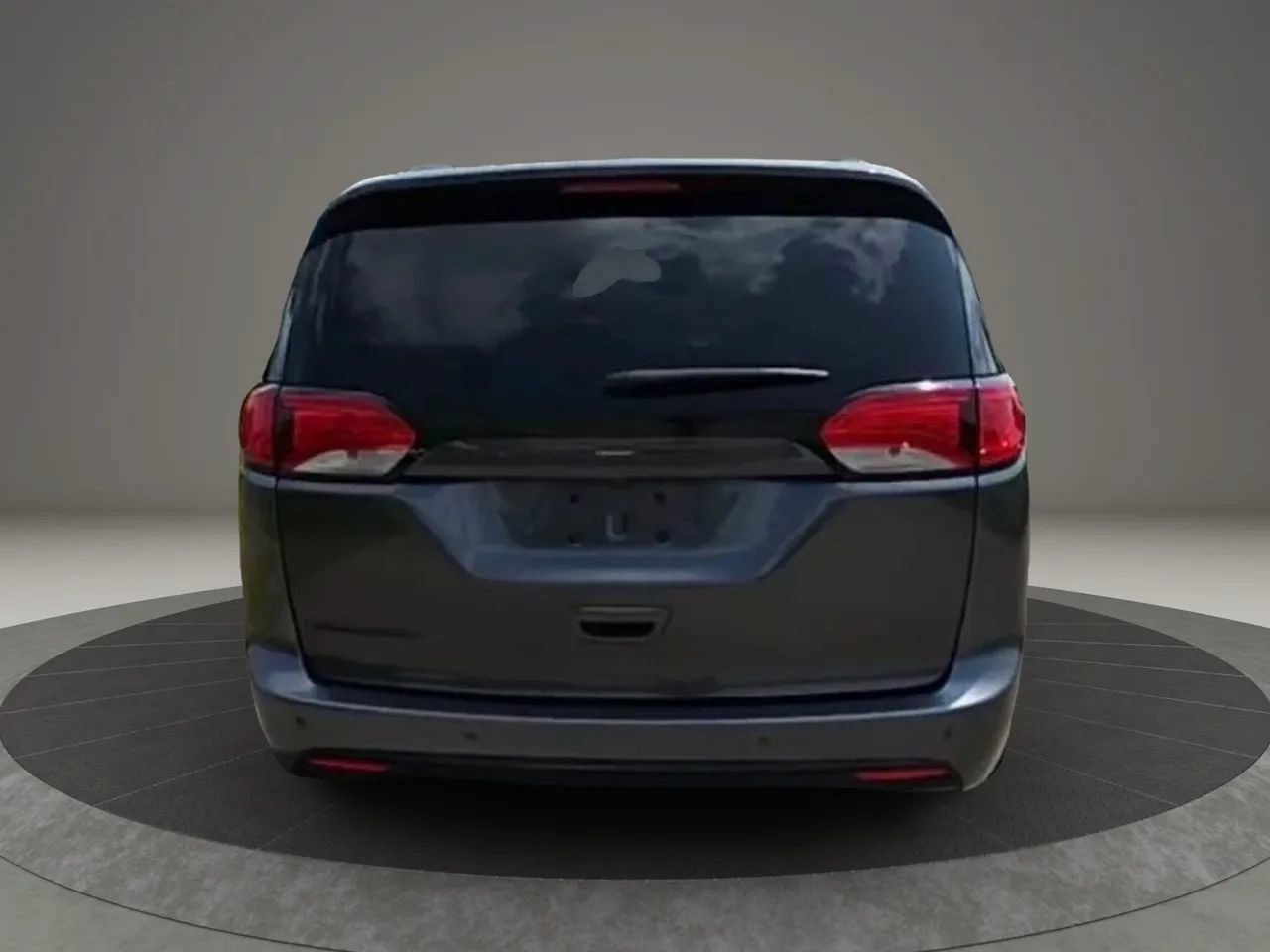 Used 2019 Chrysler Pacifica Touring-L Plus w/ S Appearance Package FWD image 5