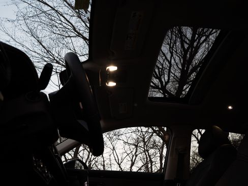 Certified 2025 Honda HR-V EX-L image 37