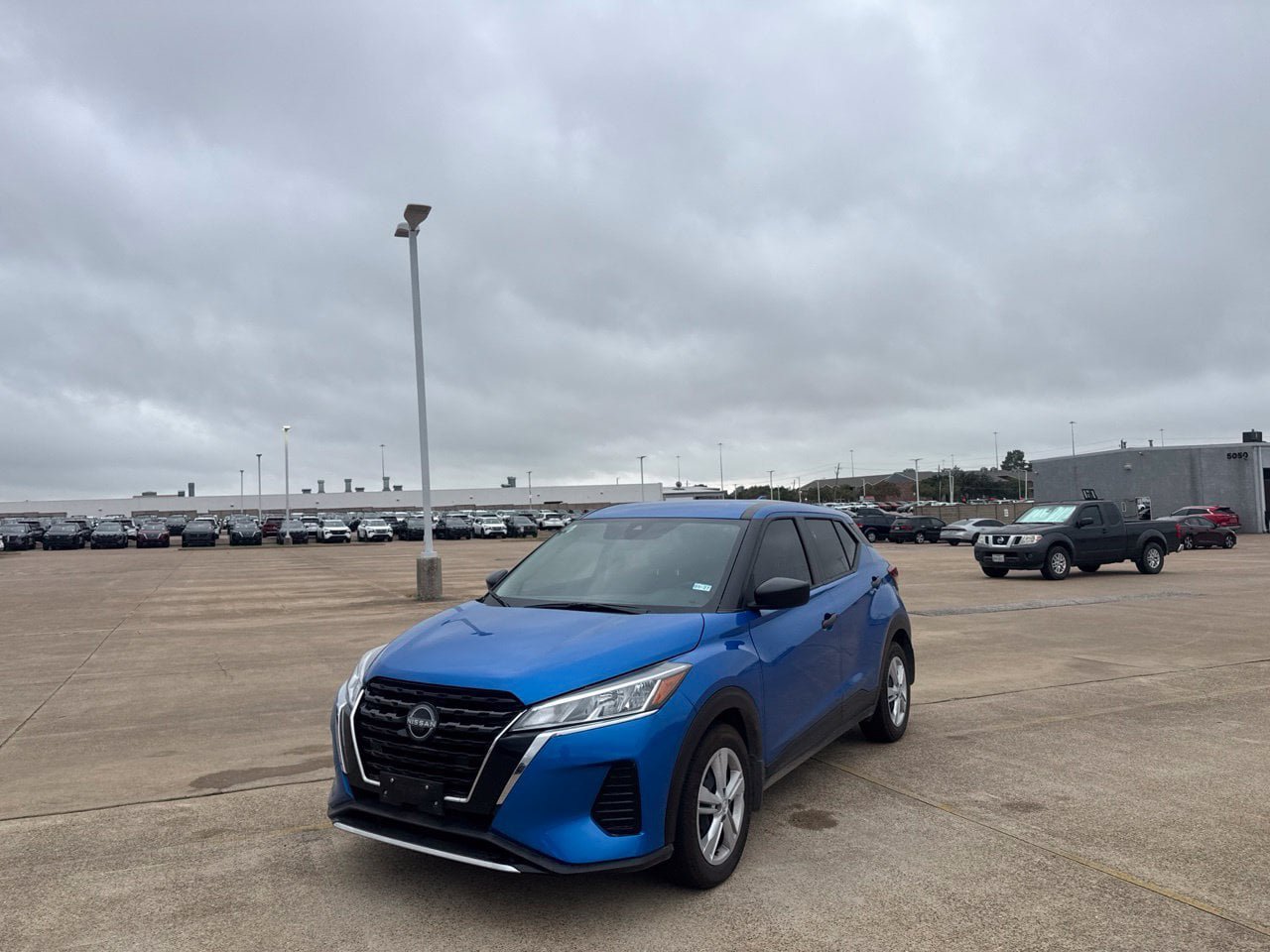 Used 2025 Nissan Kicks Play S FWD image 10