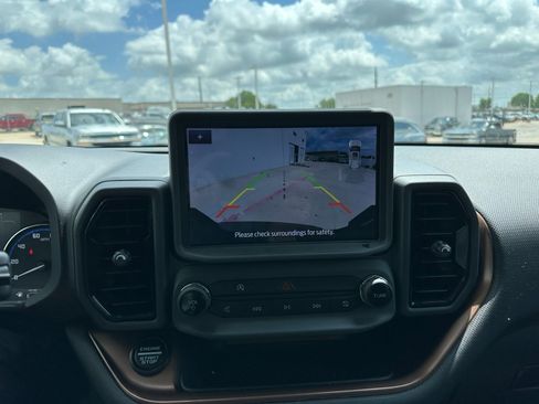 Used 2024 Ford Bronco Sport Outer Banks w/ Tech Package image 7