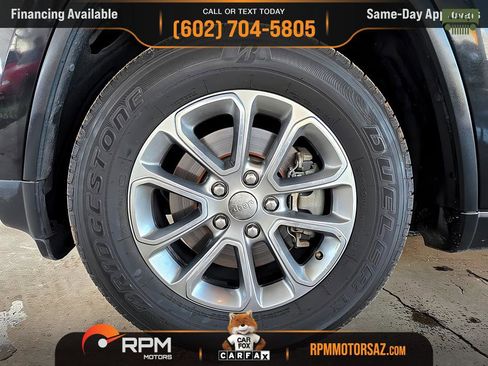 Used 2015 Jeep Grand Cherokee Limited image 28