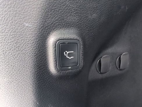 Used 2021 Jeep Cherokee Limited image 20