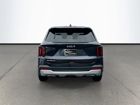 New 2026 Kia Sorento LX FWD image 6