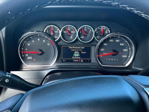 Used 2021 Chevrolet Silverado 1500 LT Trail Boss w/ Bed Protection Package image 17