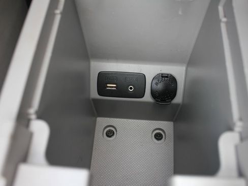 Used 2011 Subaru Forester 2.5XT Touring image 23