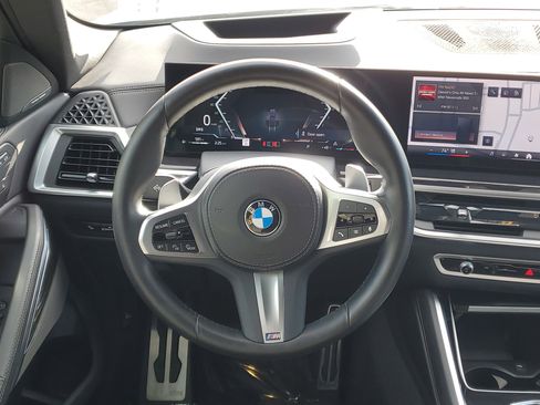 Certified 2024 BMW X6 xDrive40i w/ Premium Package image 24