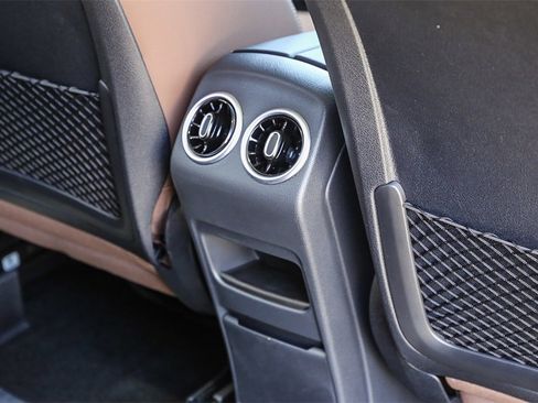 Used 2024 Mercedes-Benz GLB 250 image 21