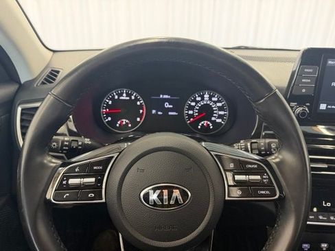 Used 2021 Kia Seltos EX AWD/4WD image 6