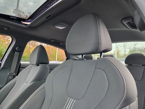 Used 2025 Hyundai Elantra SEL image 22