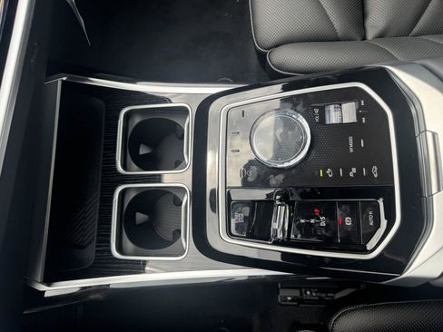 New 2026 BMW 740i RWD image 20