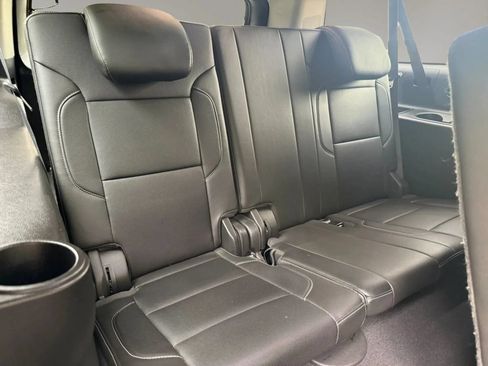 Used 2019 GMC Yukon XL SLT w/ Open Road Package RWD image 20