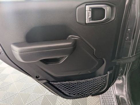 Used 2023 Jeep Wrangler Sport S image 25