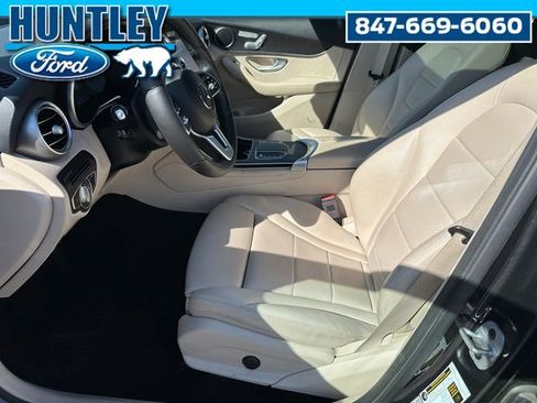 Used 2021 Mercedes-Benz GLC 300 4MATIC w/ Driver Assistance Package image 21