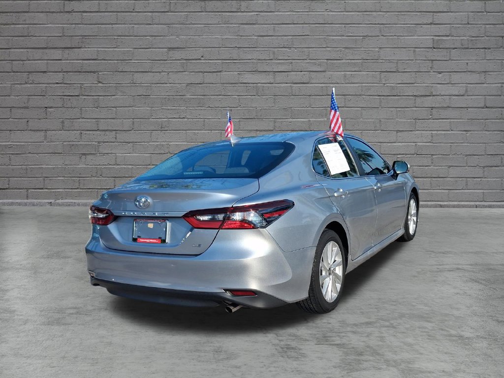 Used 2024 Toyota Camry LE w/ Convenience Package FWD image 9