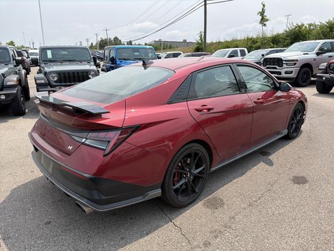 Used 2025 Hyundai Elantra N w/ Cargo Package FWD image 9