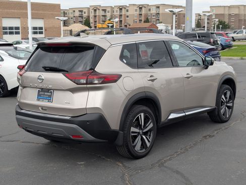 Used 2021 Nissan Rogue SL FWD image 5