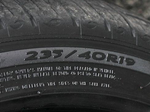 Used 2018 Tesla Model 3 Long Range image 43