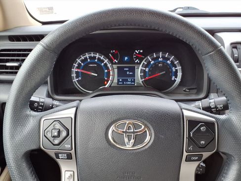 Used 2019 Toyota 4Runner SR5 Premium image 16