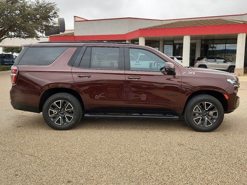Used 2022 Chevrolet Tahoe Z71 w/ Luxury Package image 5