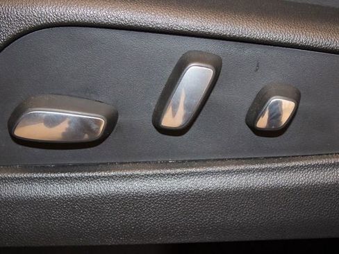 Used 2024 Cadillac XT6 Premium Luxury w/ LPO, Floor Liner Package image 24