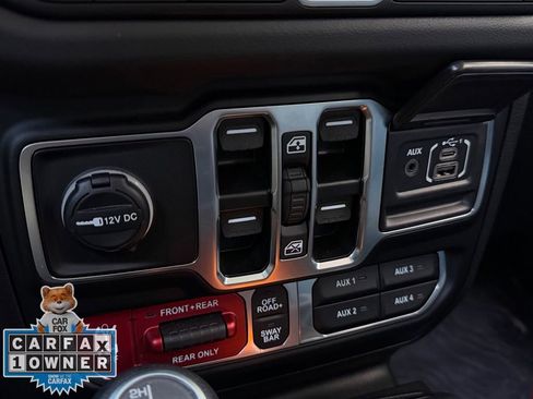 Used 2025 Jeep Gladiator Rubicon w/ Convenience Group image 20