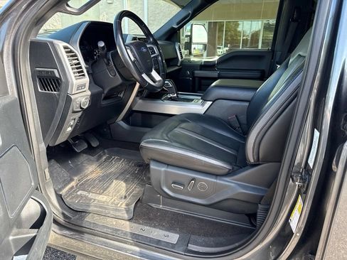 Used 2020 Ford F150 Platinum w/ Equipment Group 701A Luxury AWD/4WD image 12