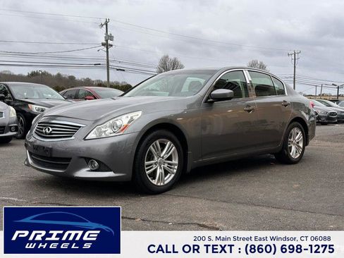Used 2011 INFINITI G37 x Sedan w/ Premium Pkg image 3